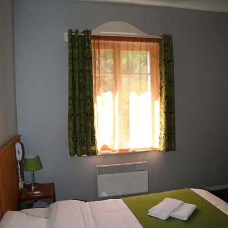 Le Relais De La Haute Vallee Hotel