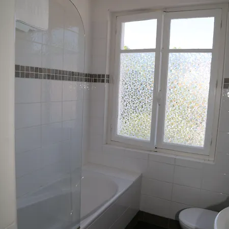 Le Relais De La Haute Vallee Hotel 2*